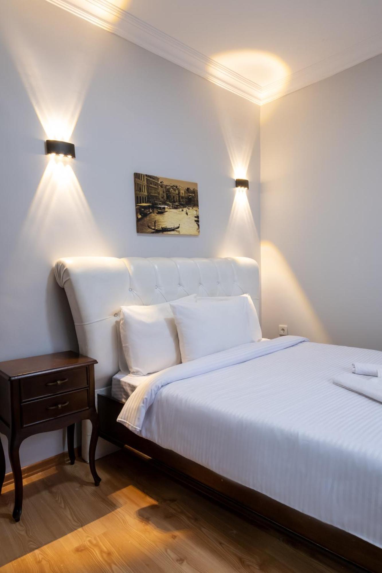 Istanblue Taksim Apart Hotel Истанбул Екстериор снимка